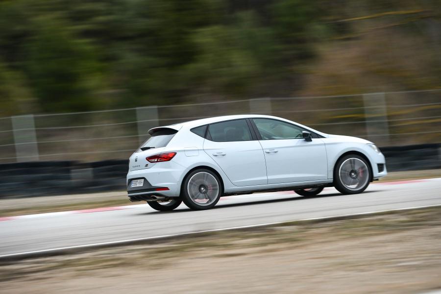  Seat Leon Cupra 280 2013 года  (фото 20 из 67)